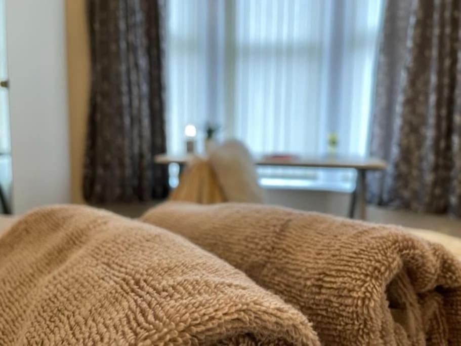 5 Bedroom, Sleeps 9 - Base To Explore Liverpool And Beyond Eksteriør billede