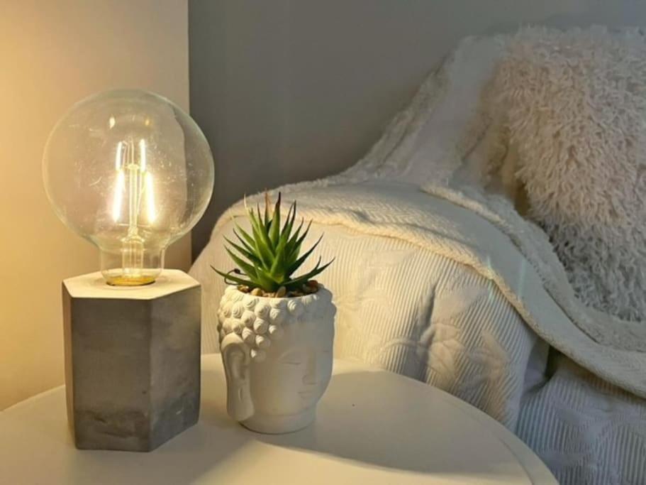 5 Bedroom, Sleeps 9 - Base To Explore Liverpool And Beyond Eksteriør billede