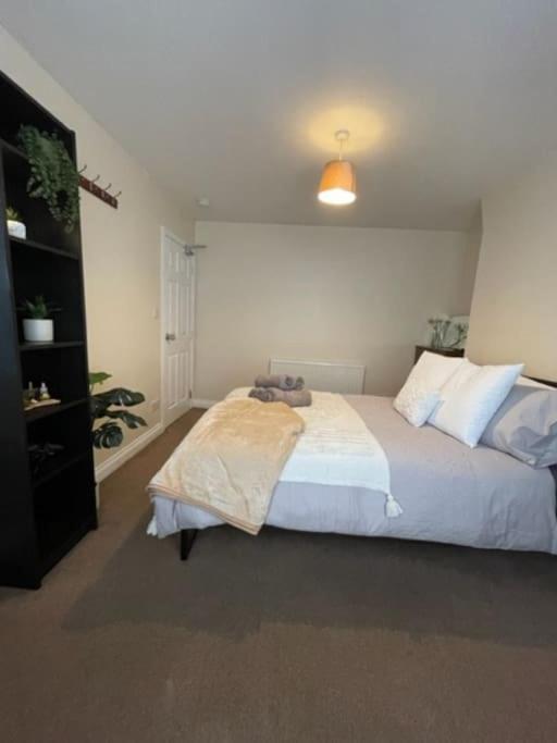 5 Bedroom, Sleeps 9 - Base To Explore Liverpool And Beyond Eksteriør billede