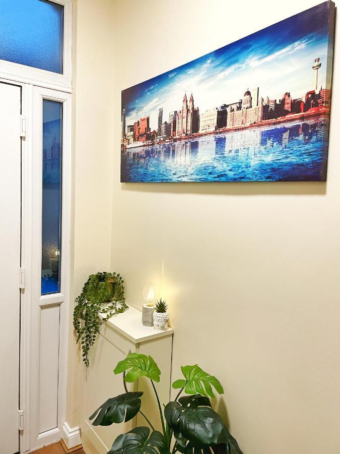 5 Bedroom, Sleeps 9 - Base To Explore Liverpool And Beyond Eksteriør billede